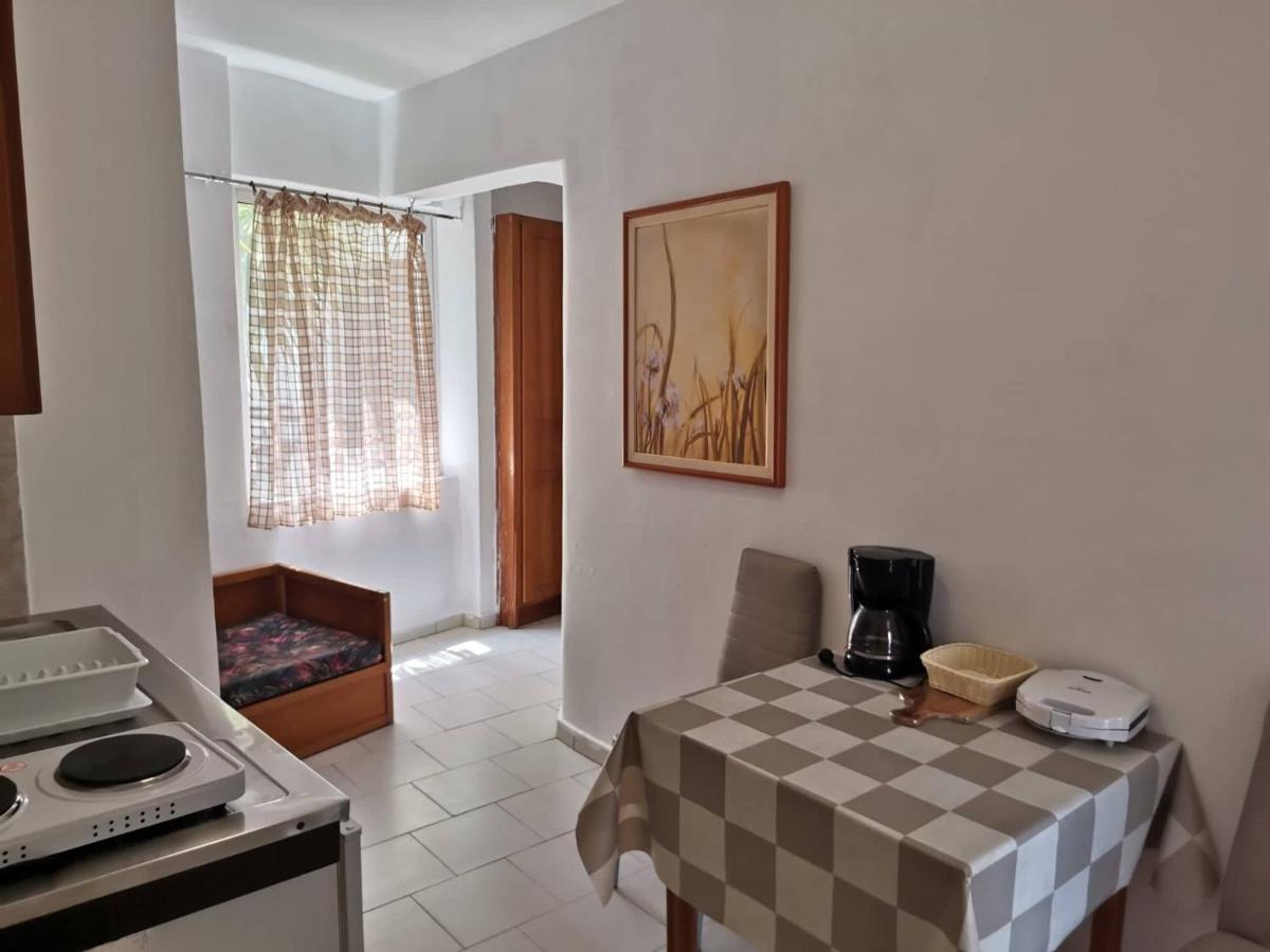 Pantheon Apartments 科斯镇 外观 照片