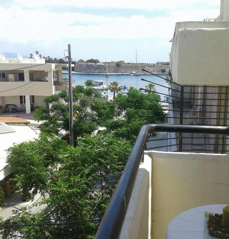 Pantheon Apartments 科斯镇 外观 照片